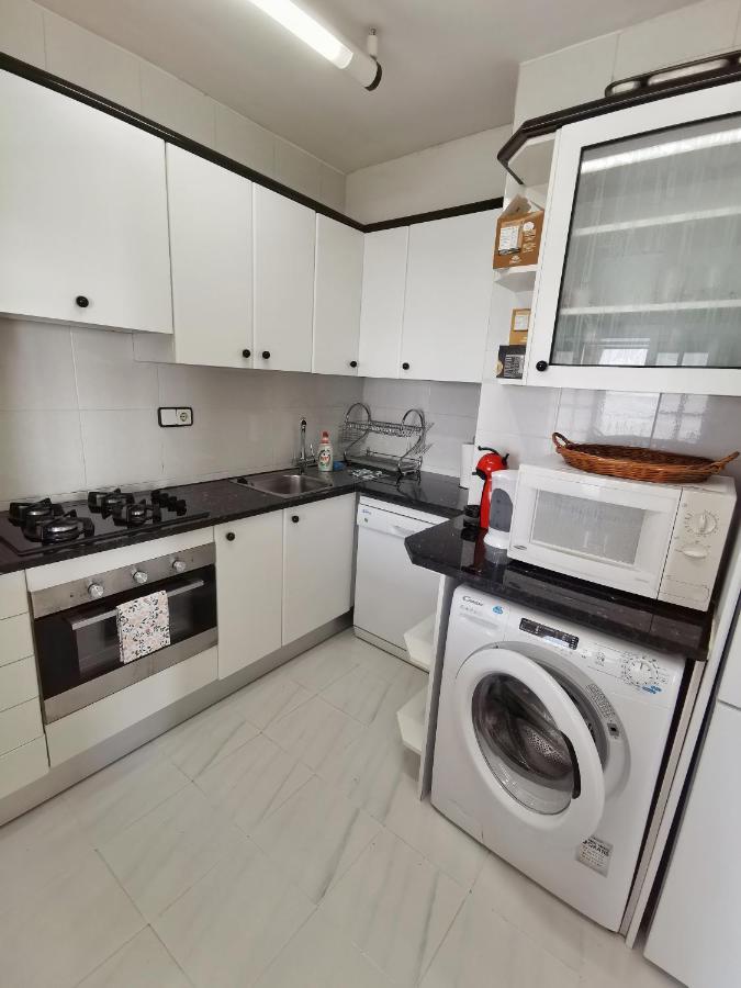Spacious Seafront Apartment Платжа-д'Ару Екстер'єр фото